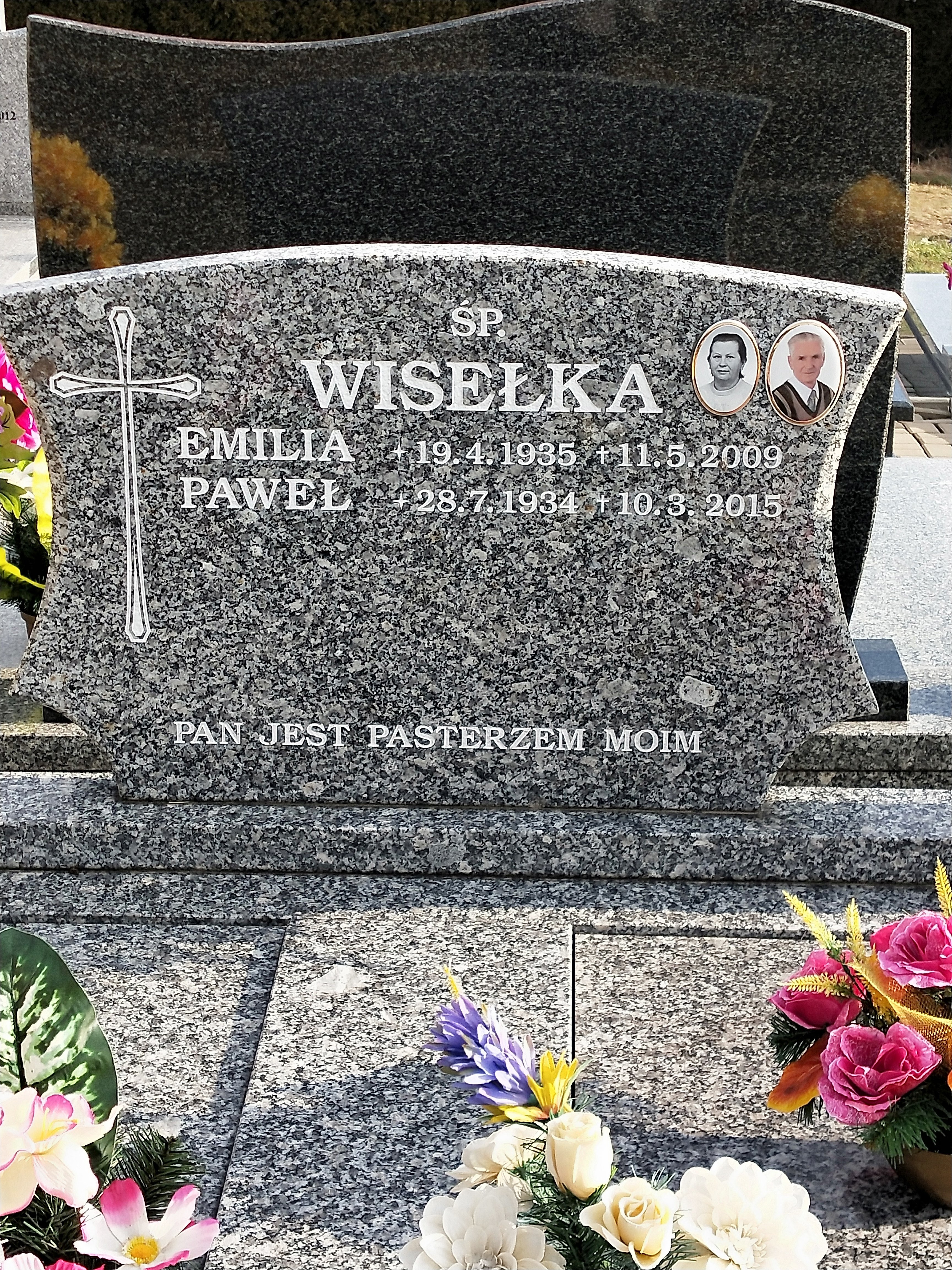 Grób Emilia Wisełka